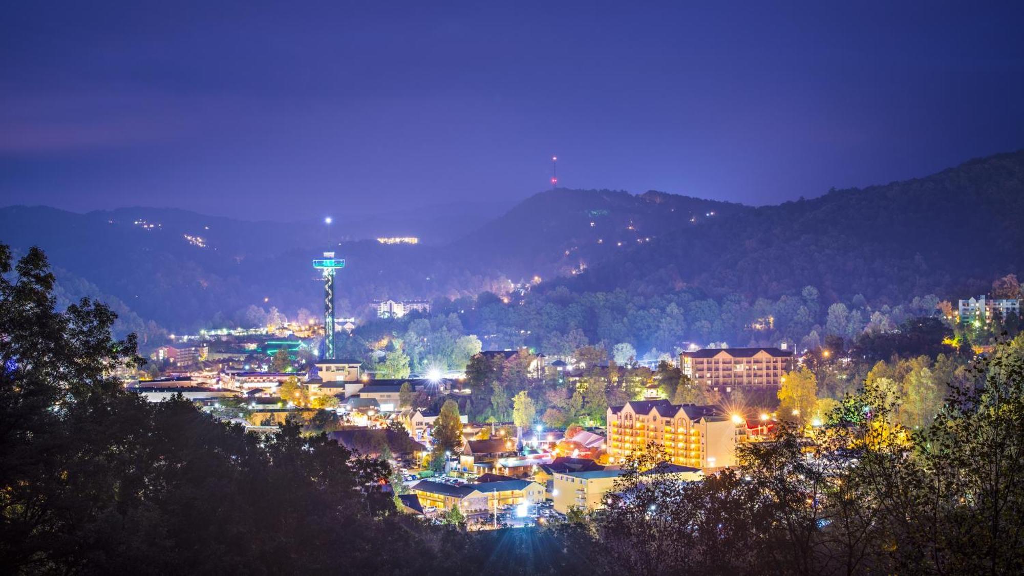 The Tiny Barn, 1089 Free Tickets Each Paid Day, Dollywood And More Севьервилл Экстерьер фото